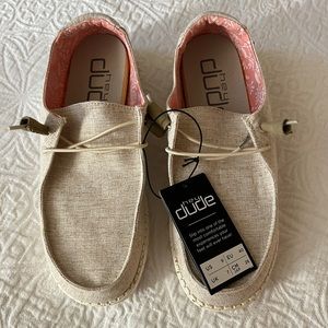 Hey Dudes Womens Size 9
